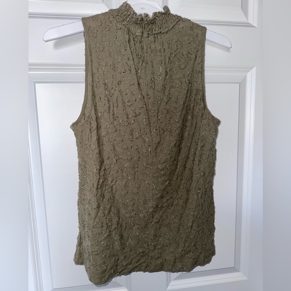 Michael Kors Sleeveless Blouse - Picture 2 of 4